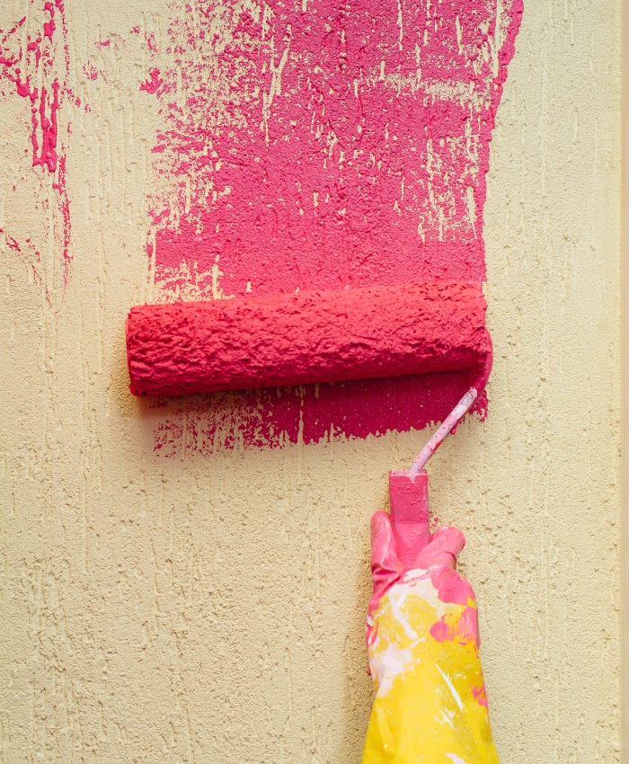 Peinture murale au rouleau